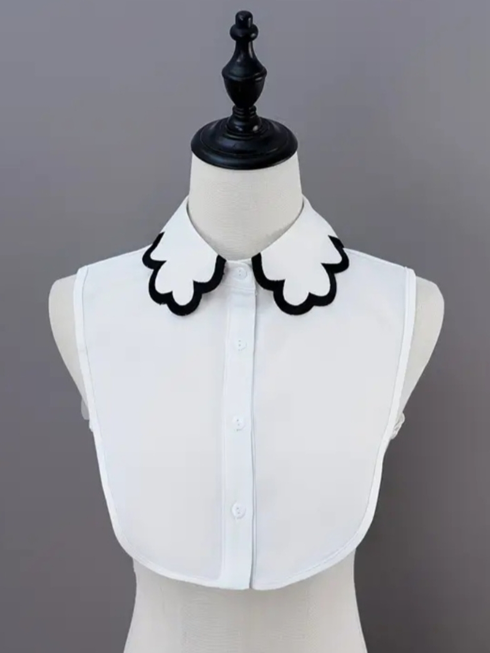 Detachable Scalloped Peter Pan Collar - White with Black Trim